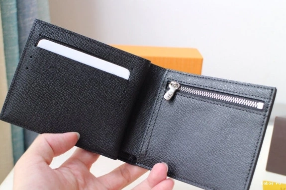 VUITTON LOUIS WALLET AMERIGO 0723